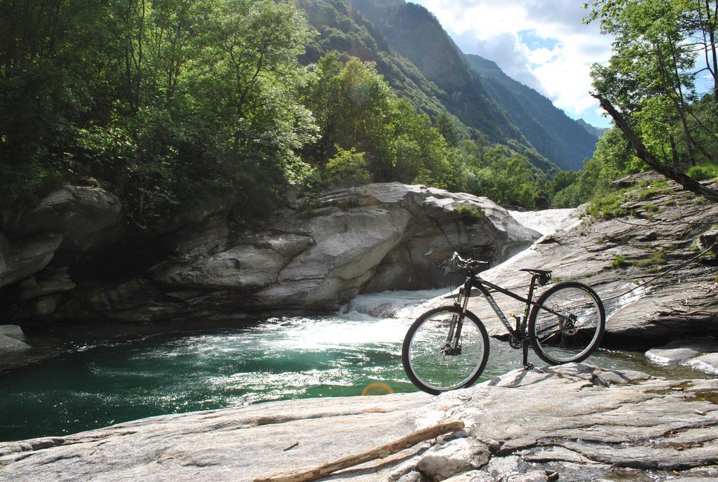 Brione  Myverzasca Resort Ai Piee מראה חיצוני תמונה